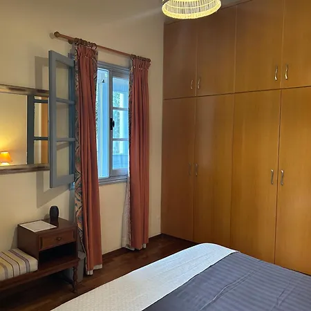 Ananke Bed and Breakfast *
